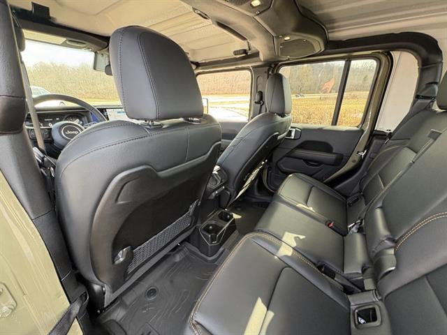 2025 Jeep Gladiator High Tide