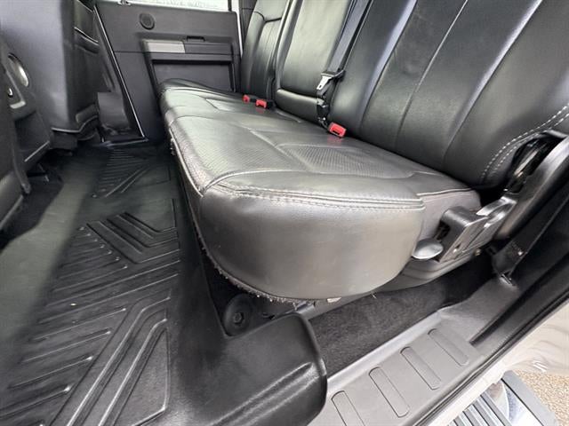 2011 Ford Super Duty F-250 SRW Lariat