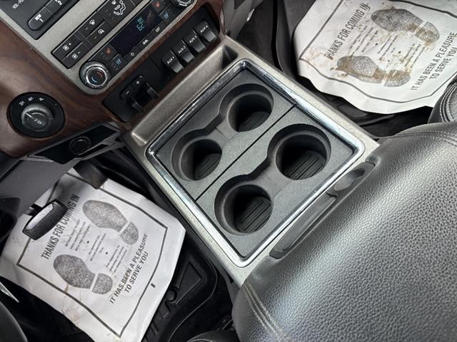 2011 Ford Super Duty F-250 SRW Lariat