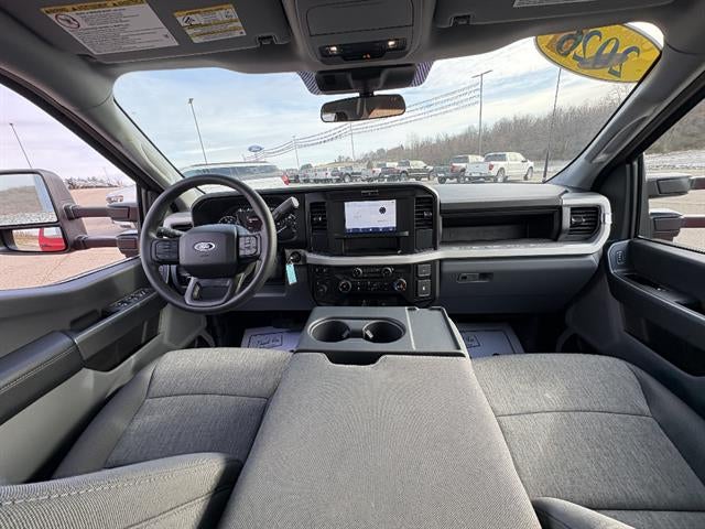 2026 Ford Super Duty F-350 DRW XLT