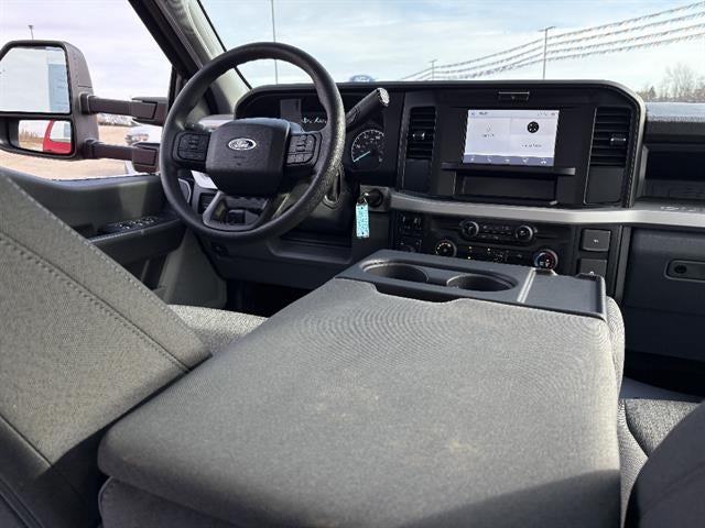 2026 Ford Super Duty F-350 DRW XLT