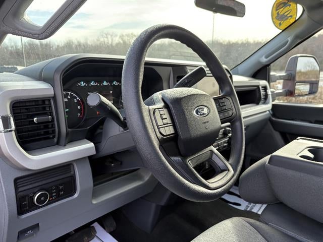 2026 Ford Super Duty F-350 DRW XLT