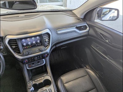 2021 GMC Acadia SLT