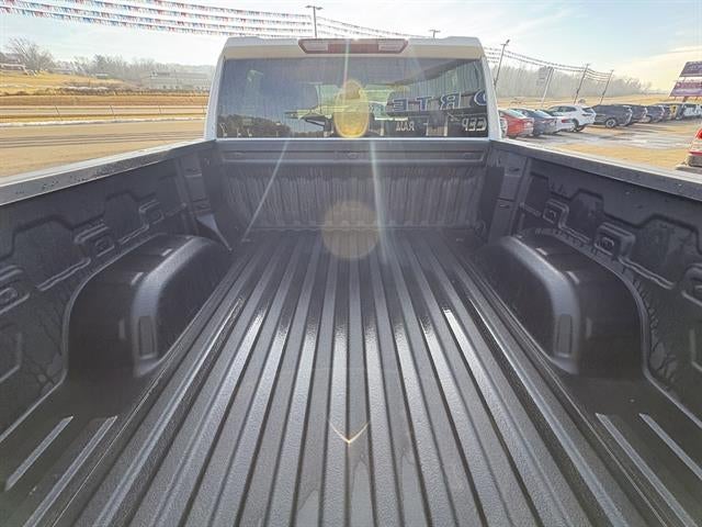 2023 GMC Sierra 1500 4x4 Pro 4dr Crew Cab 5.8 ft. SB