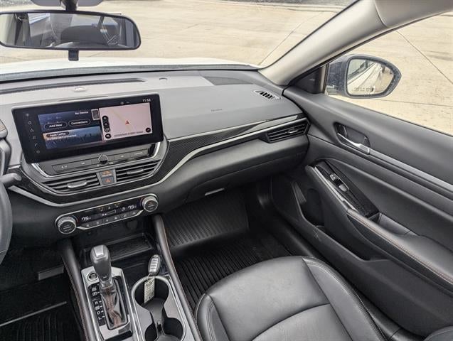 2024 Nissan Altima 2.0 SR