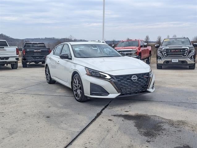 2024 Nissan Altima 2.0 SR