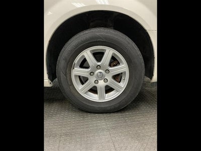 2010 Chrysler Town & Country Touring Plus