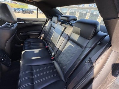 2022 Chrysler 300 S V6