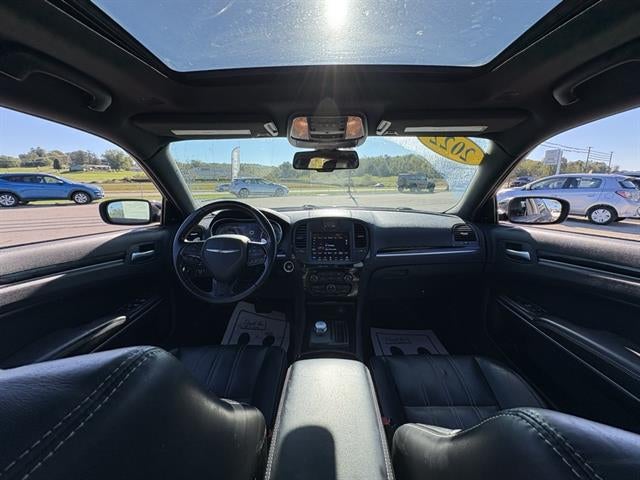 2022 Chrysler 300 S V6