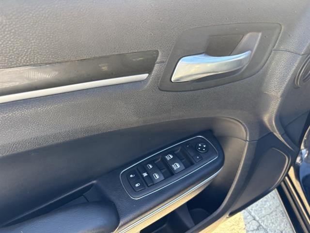 2022 Chrysler 300 S V6