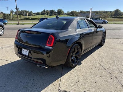 2022 Chrysler 300 S V6