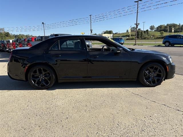 2022 Chrysler 300 S V6