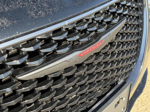 2022 Chrysler 300 S V6