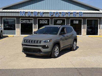 2023 Jeep Compass Latitude Lux