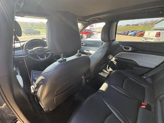 2023 Jeep Compass Latitude Lux