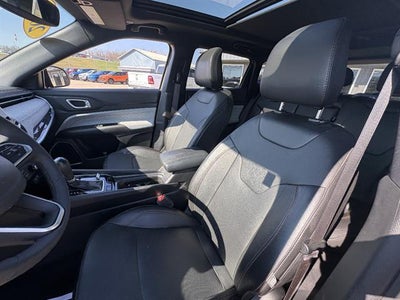 2023 Jeep Compass Latitude Lux