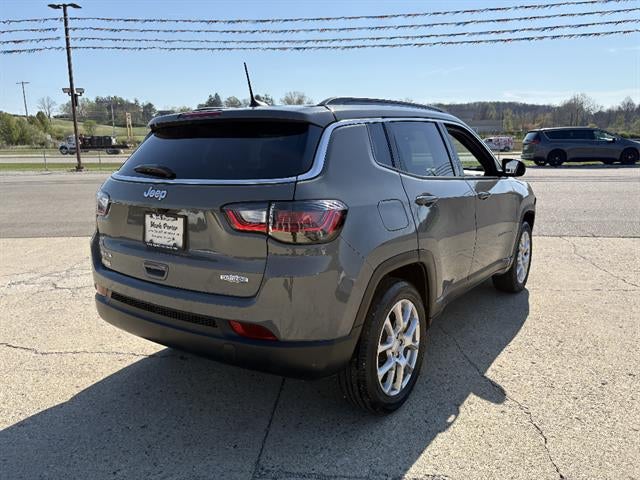 2023 Jeep Compass Latitude Lux