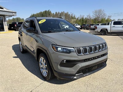 2023 Jeep Compass Latitude Lux