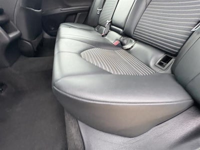 2021 Toyota Camry SE 4dr Sedan