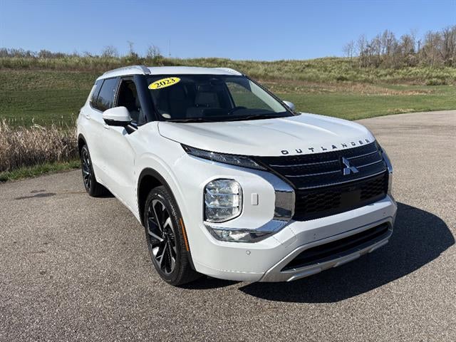 2023 Mitsubishi Outlander SEL
