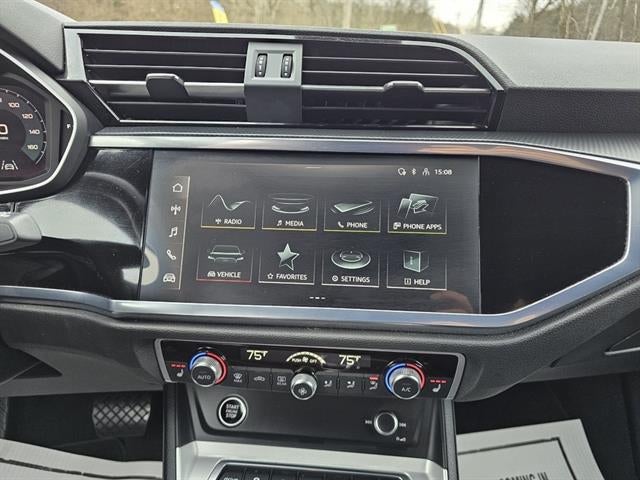 2023 Audi Q3 2.0T quattro Premium S line