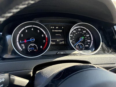 2016 Volkswagen Golf R Base