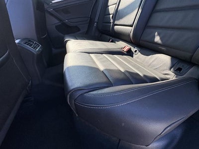 2016 Volkswagen Golf R Base