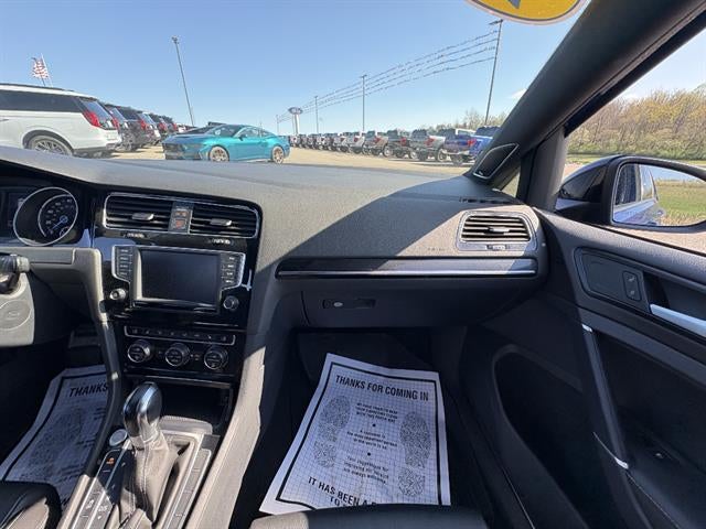 2016 Volkswagen Golf R Base