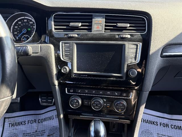 2016 Volkswagen Golf R Base