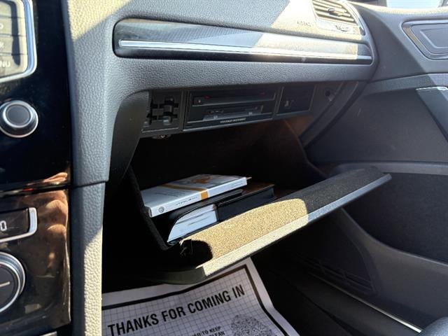 2016 Volkswagen Golf R Base